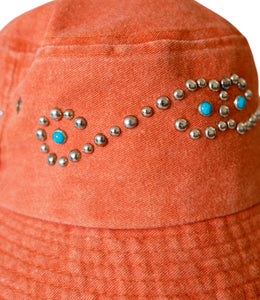 Cimélio Script Embellished Canvas Bucket Hat